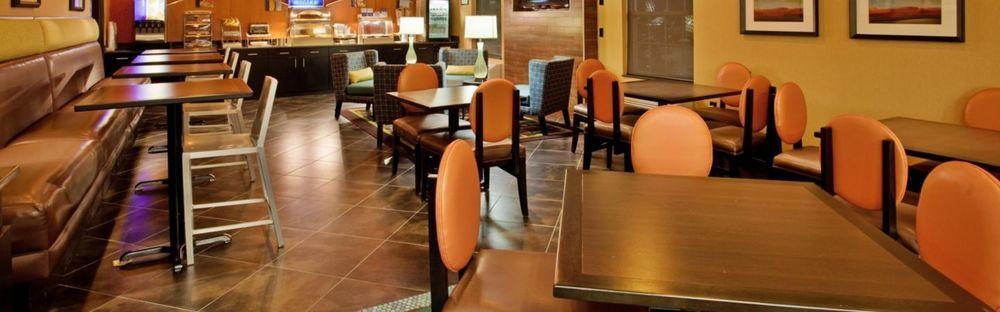 Holiday Inn Express Hotel & Suites North Kansas City By Ihg Екстериор снимка