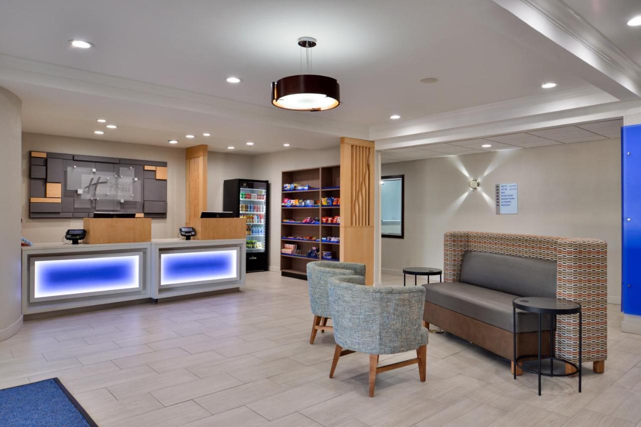 Holiday Inn Express Hotel & Suites North Kansas City By Ihg Екстериор снимка